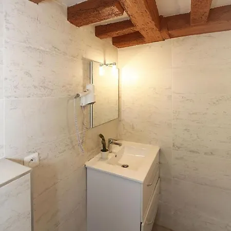 Apartment Studio Fonctionnel A Deux Pas Du Musee Grevin - 2p Paris