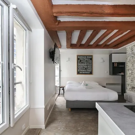 Studio Fonctionnel A Deux Pas Du Musee Grevin - 2p Apartment